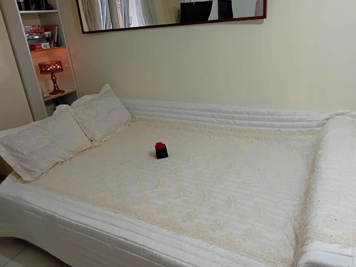 Stella'S Jasmine Apartment Salonic