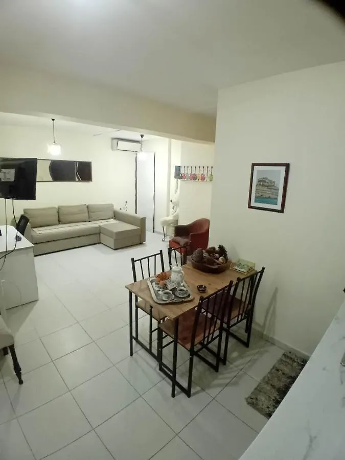 Stella'S Jasmine Apartment Salonic